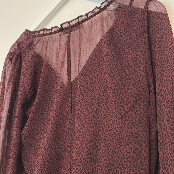Abercrombie & Fitch Sheer Maroon Leopard Print Top, Small - Picture 8 of 11
